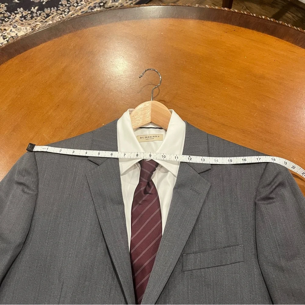Indochino Men’s 2-Button Single Vent Suit Jacket Gray Approximating 44R Wool